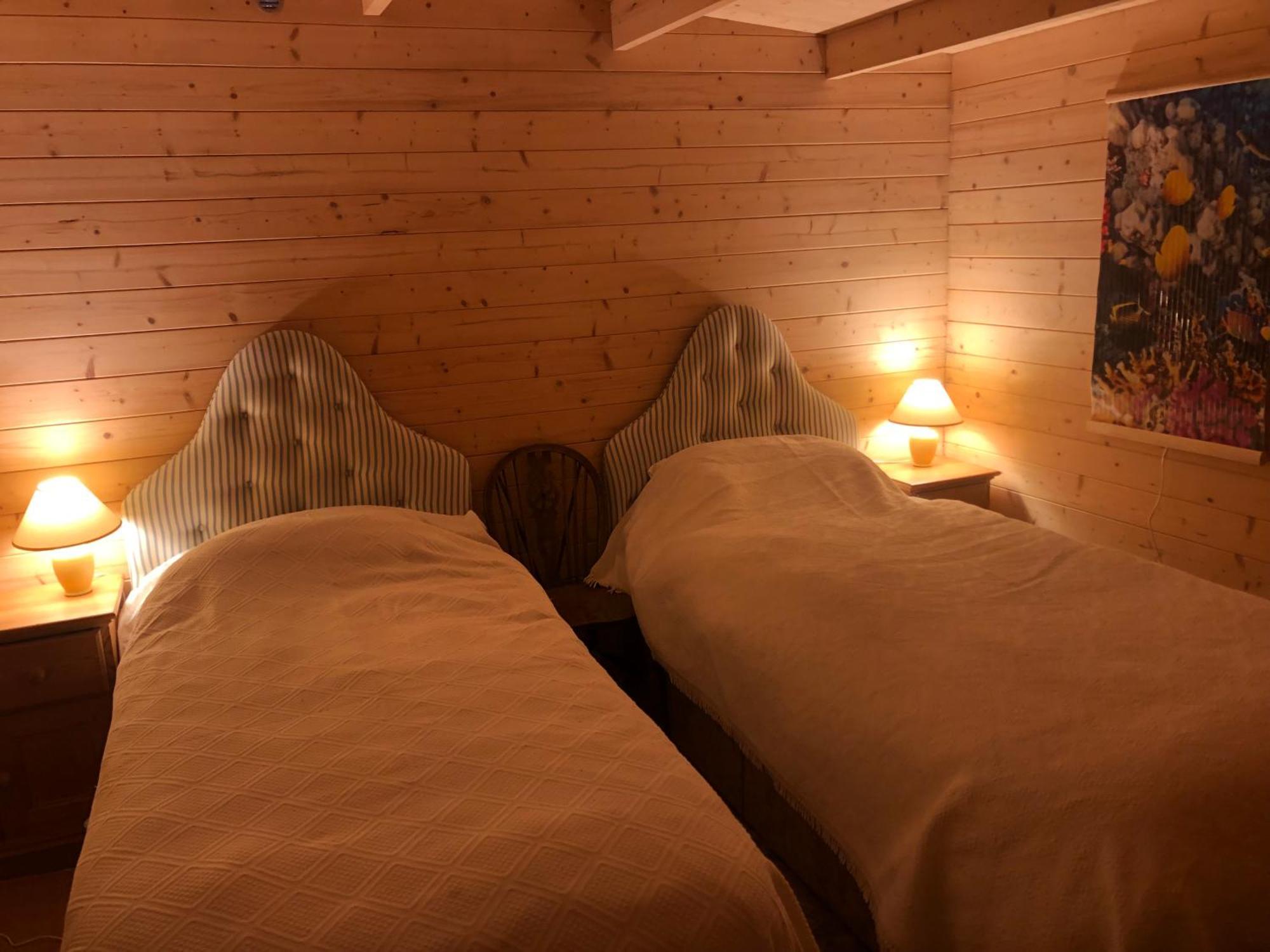Cosy Garden Log Cabin Солсбери Экстерьер фото